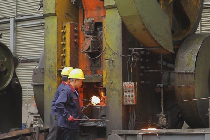 东港网架配件车间